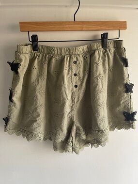 Thorn & Fable Olive Eyelet Shorts Scalloped Lace Butterfly Cottagecore Size L